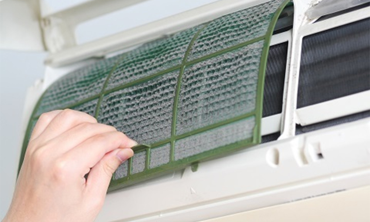 Do dàn lạnh bị bám bụi